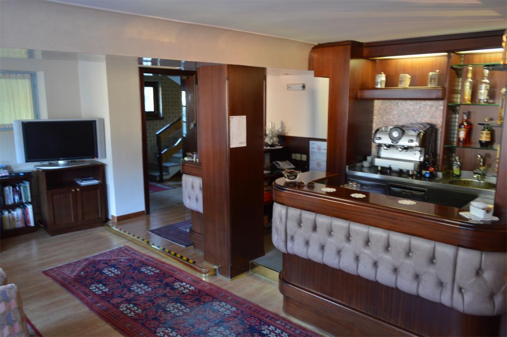 Hotel Garni Bucaneve 2*