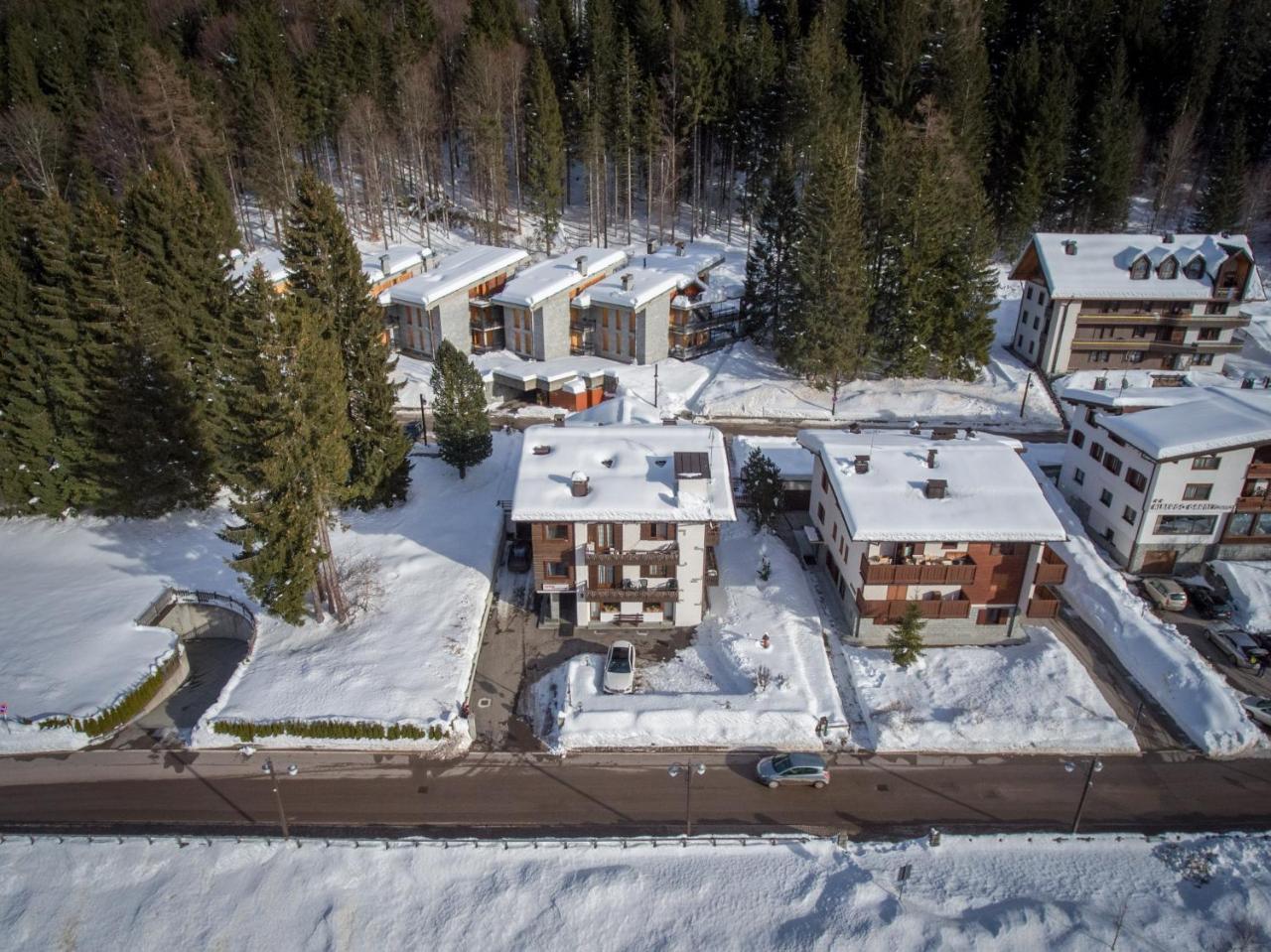 Hotel Garni Bucaneve 2*